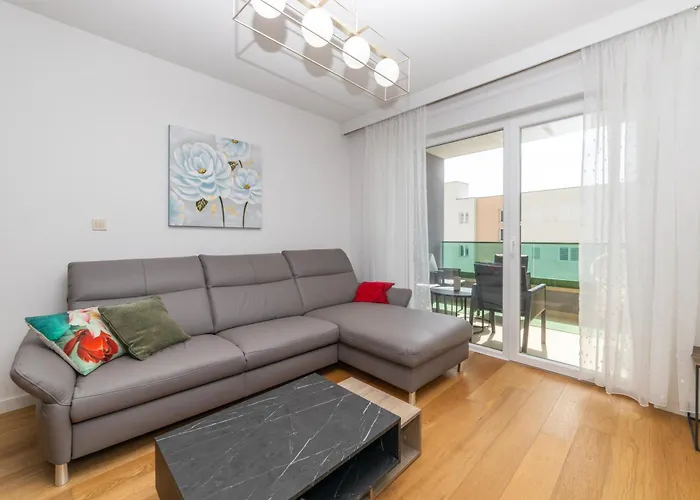Luxury Apartments Sunny Side